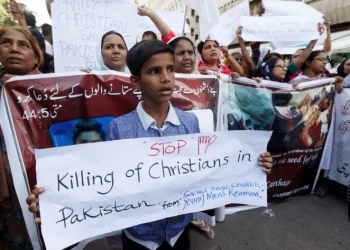 33 Muslims Detained for Assaulting a Christian Duo in Pakistan